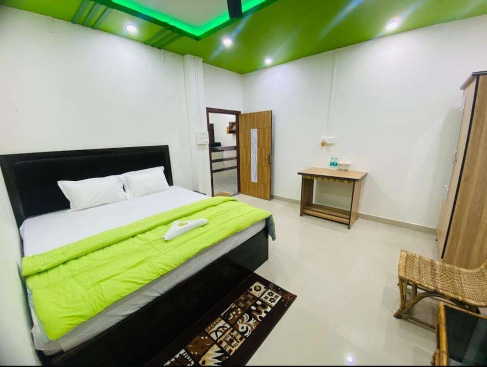 Кохора: Kaziranga Inn