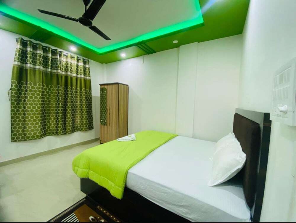 Кохора: Kaziranga Inn