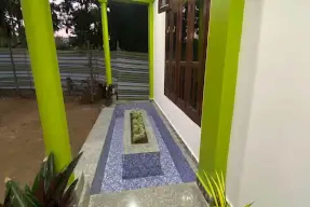 Кохора: Kaziranga Inn