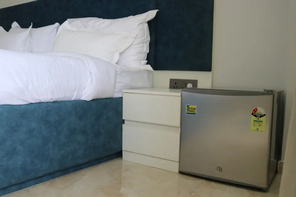 Гуруграм: AVA Hotels & Corporates Millennium City