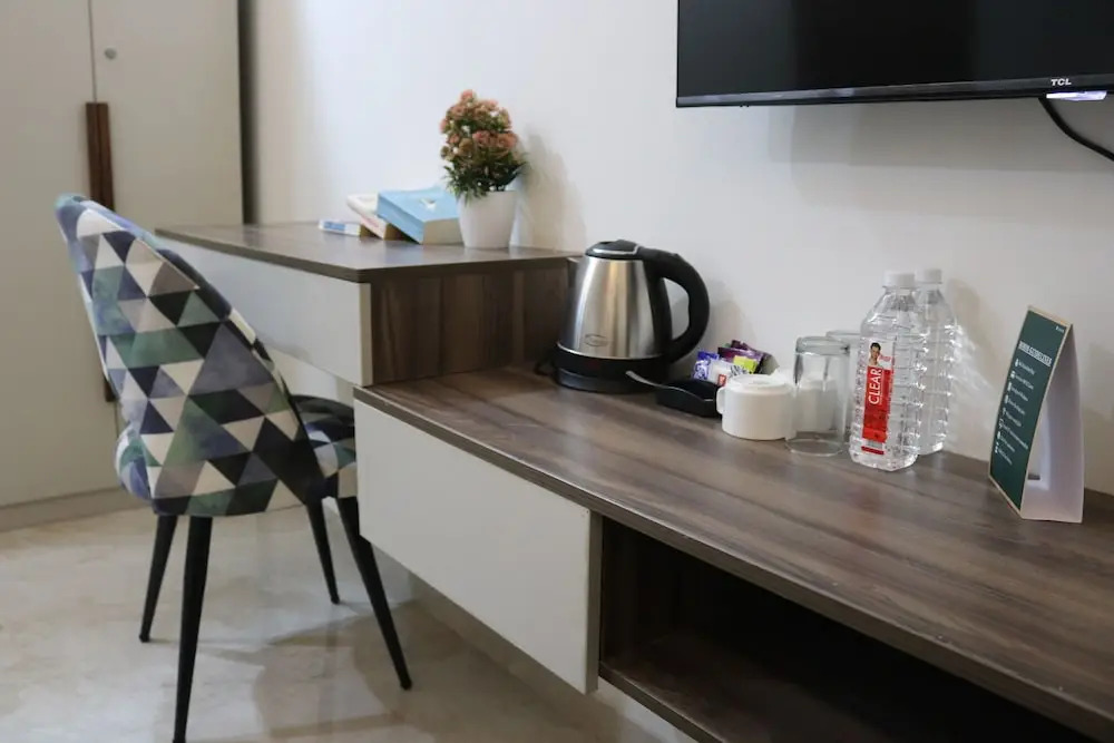Гуруграм: AVA Hotels & Corporates Millennium City