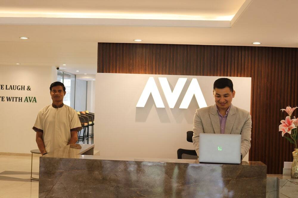 Гуруграм: AVA Hotels & Corporates Millennium City