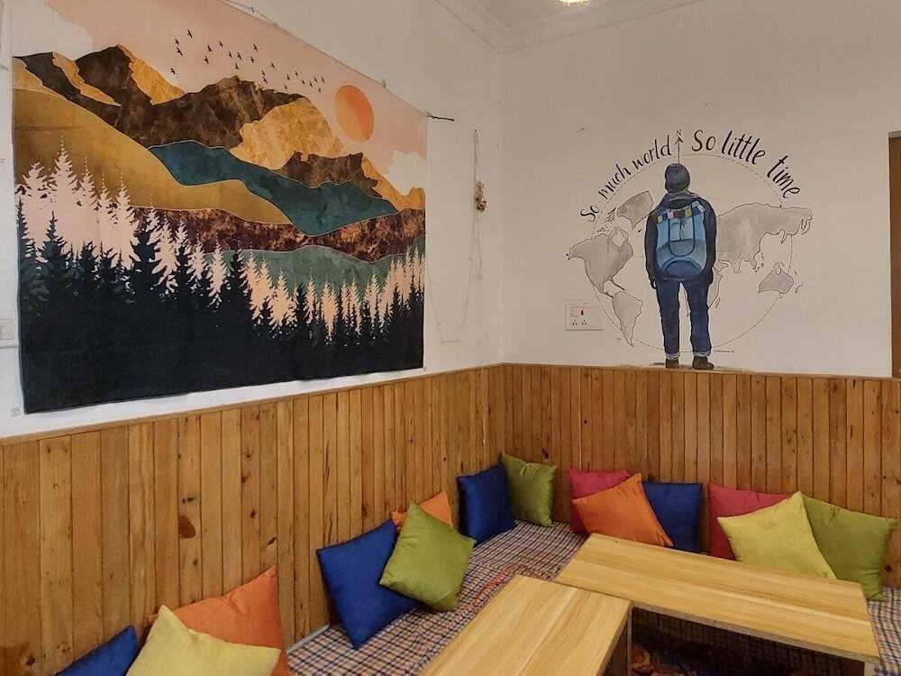 Бир: The Lost Hostels-Bir - Landing Site