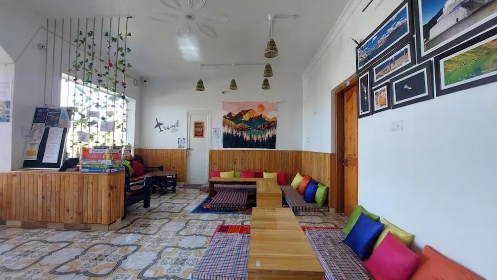Бир: The Lost Hostels-Bir - Landing Site