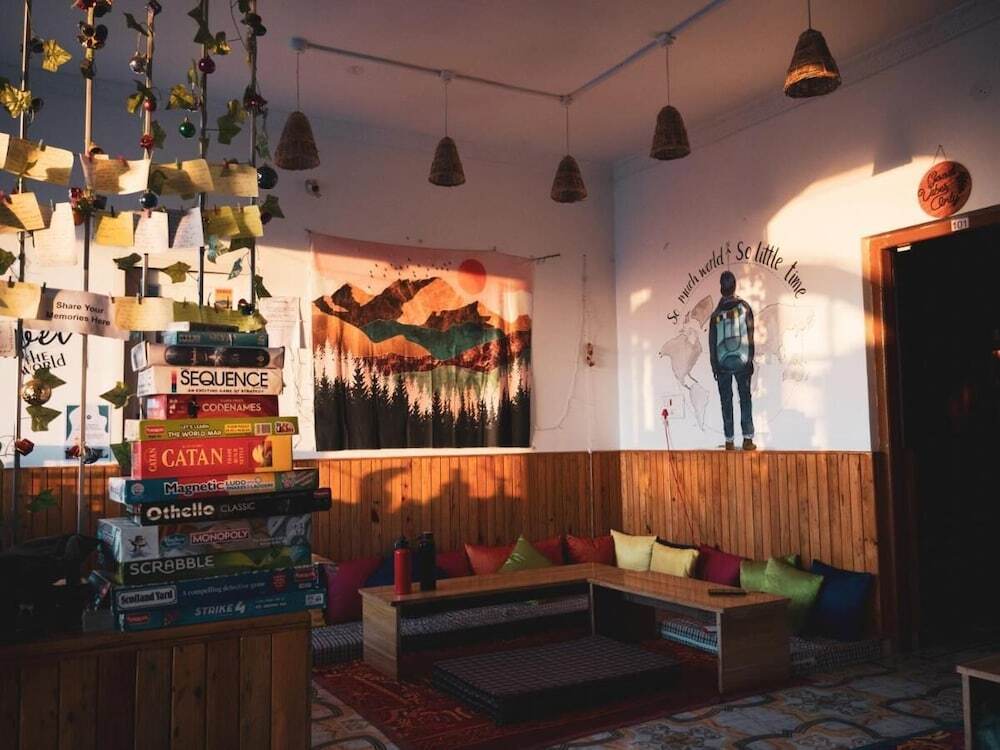 Бир: The Lost Hostels-Bir - Landing Site