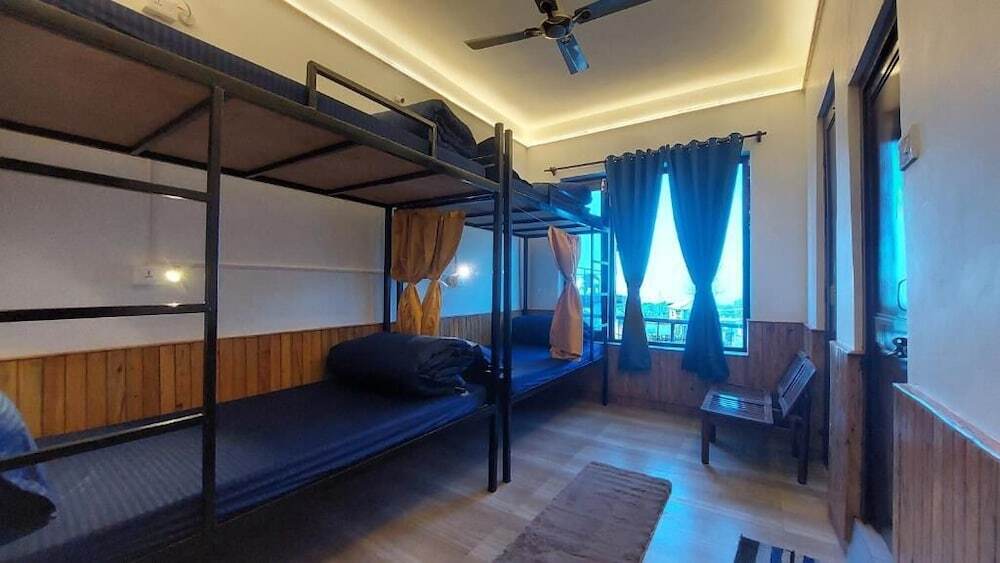 Бир: The Lost Hostels-Bir - Landing Site