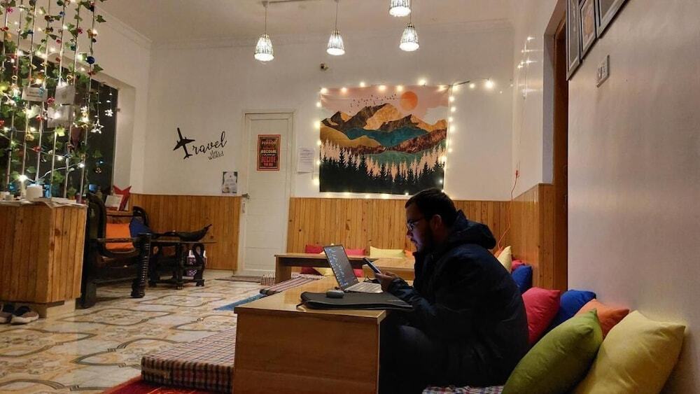 Бир: The Lost Hostels-Bir - Landing Site
