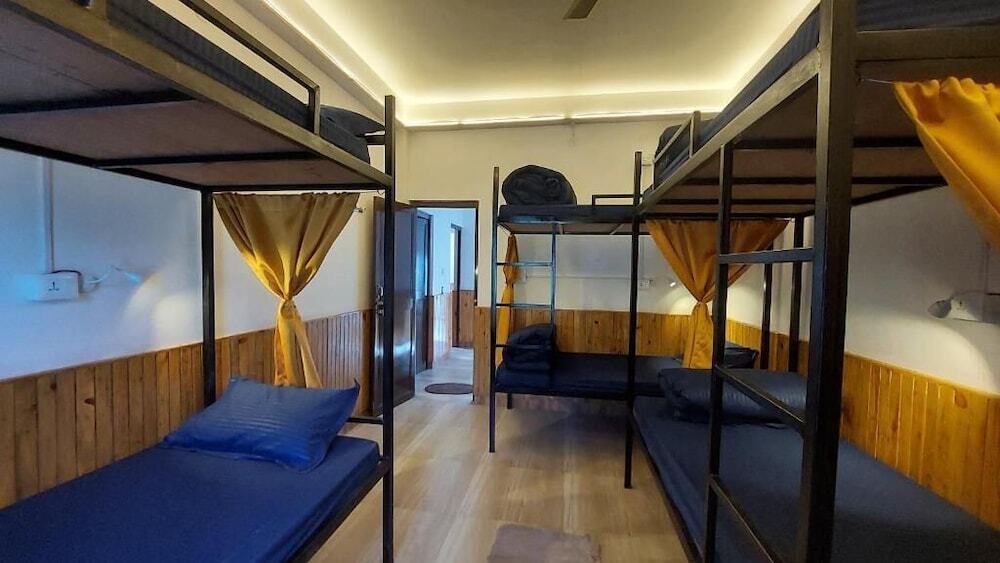 Бир: The Lost Hostels-Bir - Landing Site