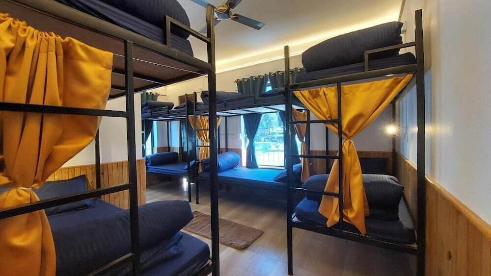 Бир: The Lost Hostels-Bir - Landing Site