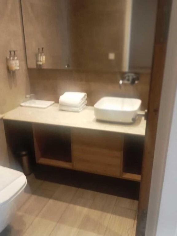 Дехрадун: Sapphire Sky Hotel