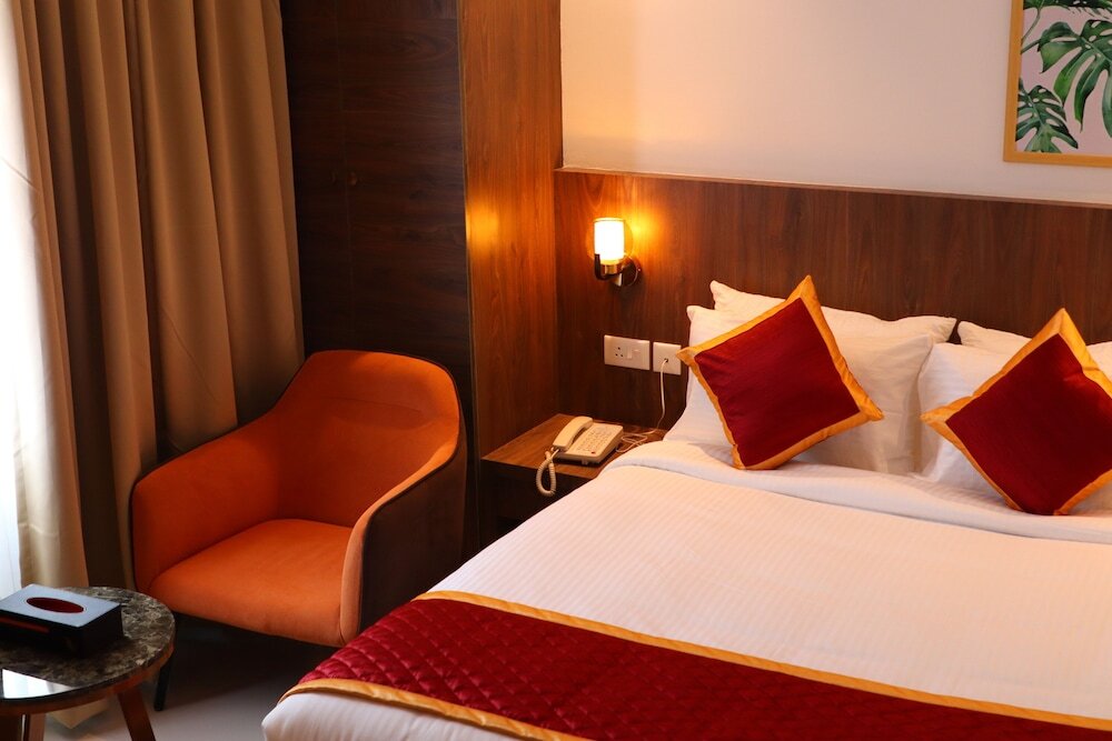 Вайпин: Hotel Seven Lights