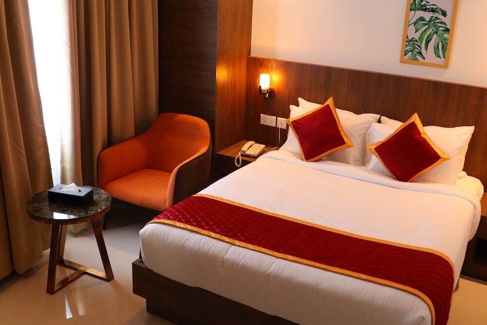 Вайпин: Hotel Seven Lights