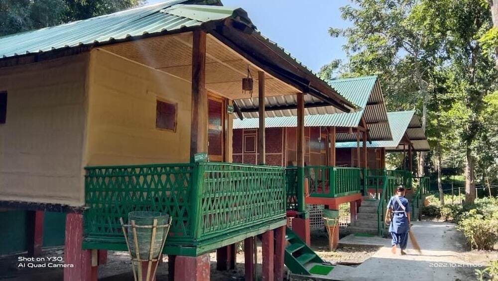 Кохора: Nature Hunt Eco Camp