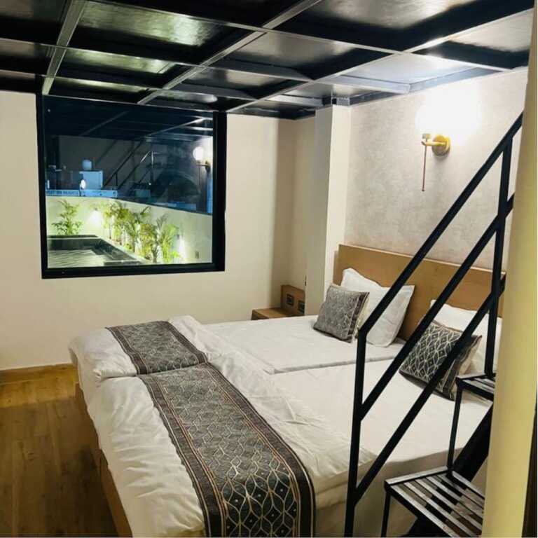 Карнал: Hotel Bliss Breeze