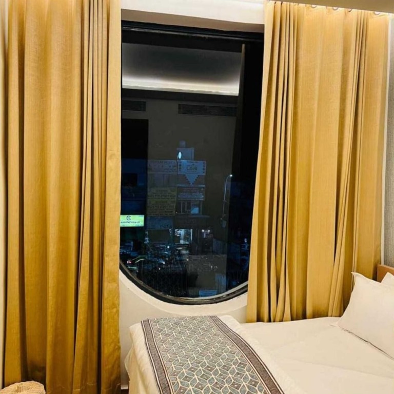 Карнал: Hotel Bliss Breeze