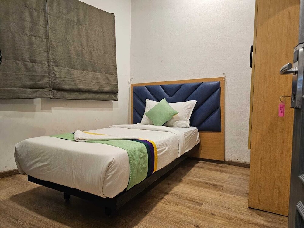 Мумбаи: Comfort Accommodation Hotel City Vue