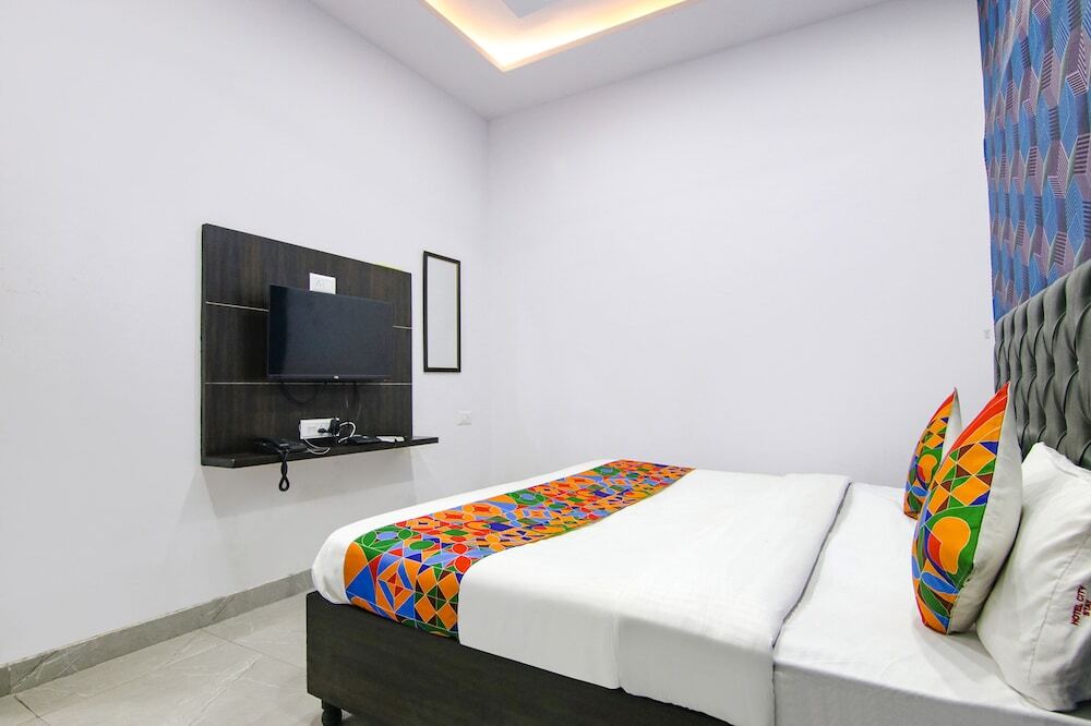 Лудхиана: Fabhotel City Stay