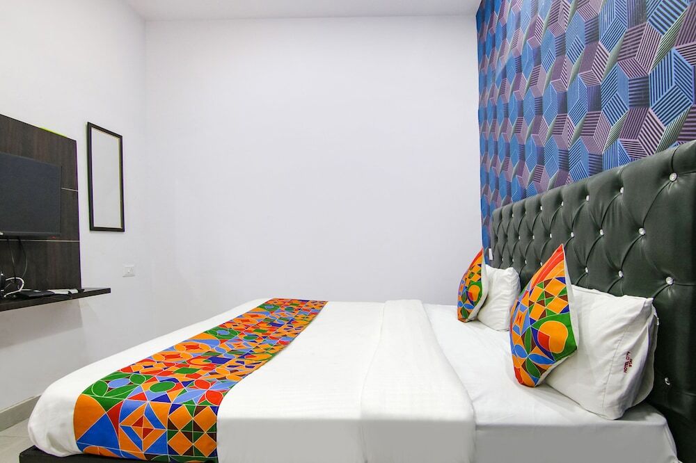 Лудхиана: Fabhotel City Stay