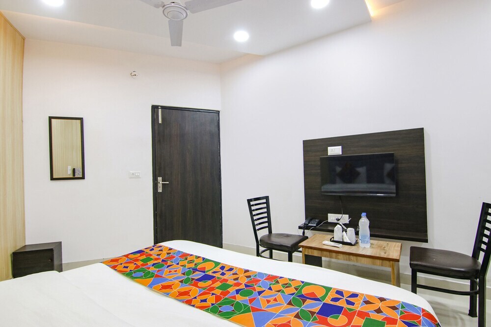 Лудхиана: Fabhotel City Stay
