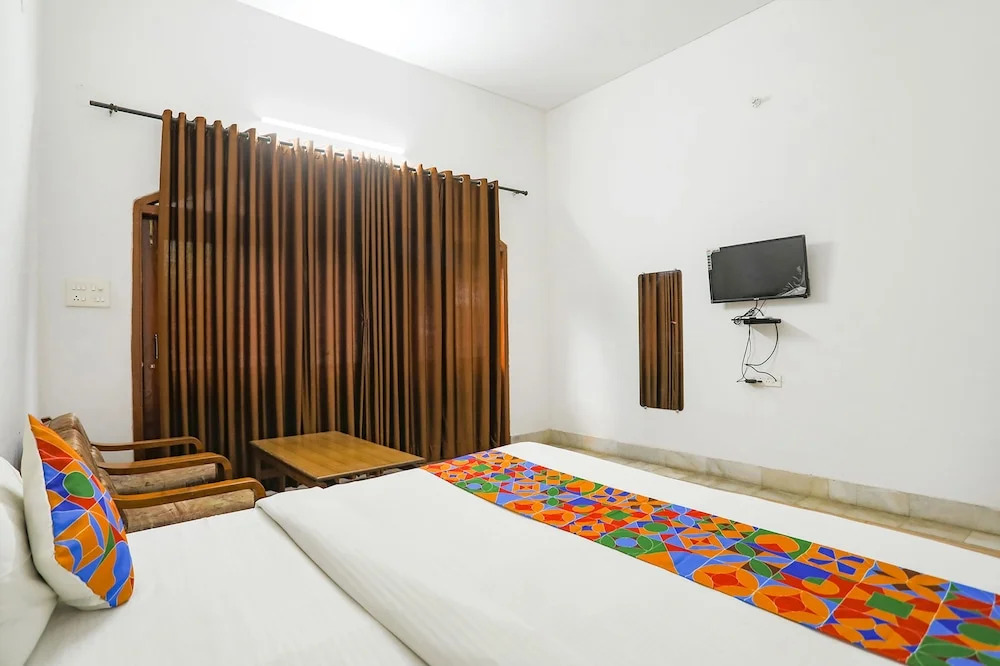 Варанаси: Fabexpress Prashansa Palace