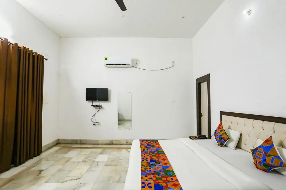 Варанаси: Fabexpress Prashansa Palace