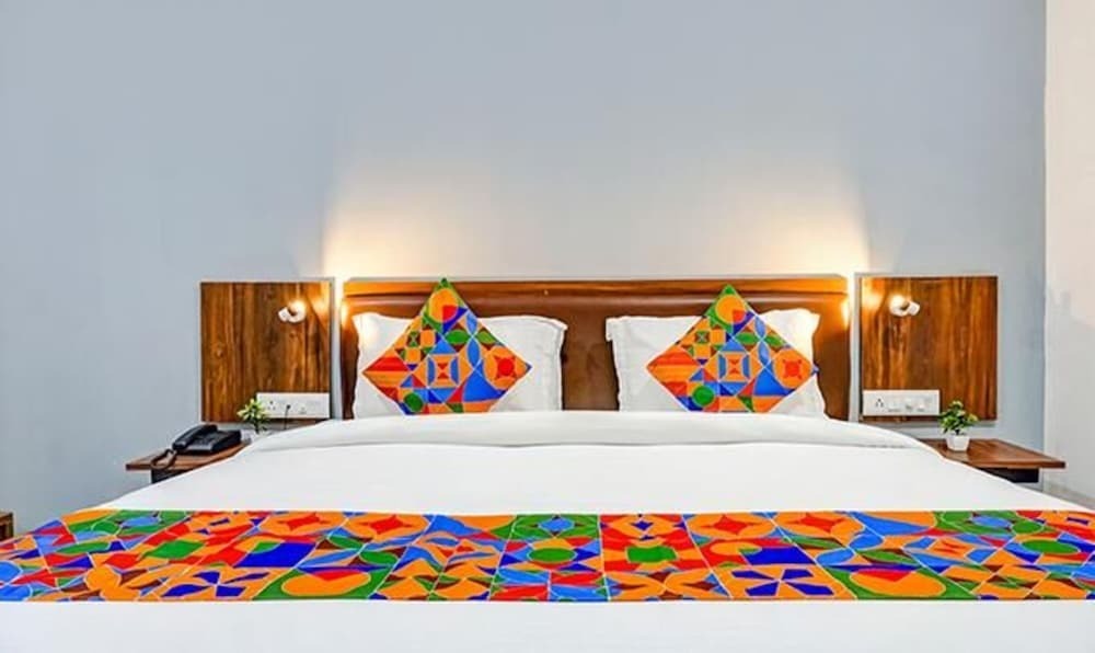 Вакад: FabHotel Ambience Executive