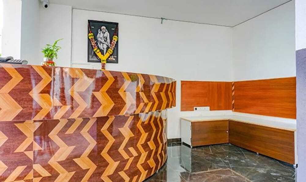 Вакад: FabHotel Ambience Executive
