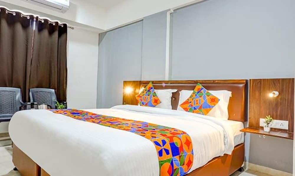 Вакад: FabHotel Ambience Executive