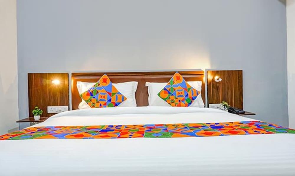 Вакад: FabHotel Ambience Executive