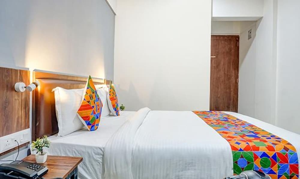 Вакад: FabHotel Ambience Executive