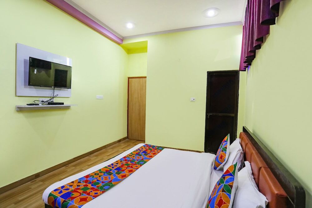Варанаси: Fabhotel Shri Banaras
