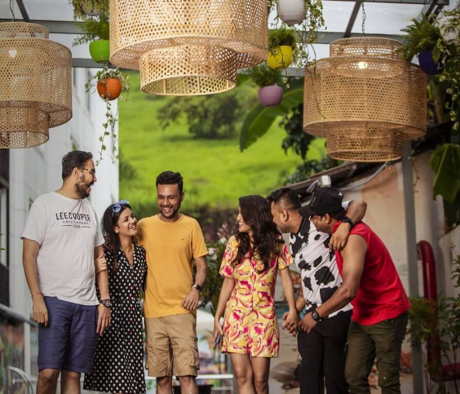 Верем: HUE GUH The Porto Candolim