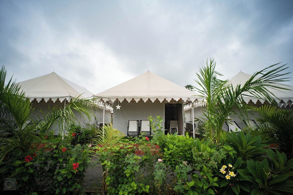 Гарудешвар: Unity Holiday Tent City