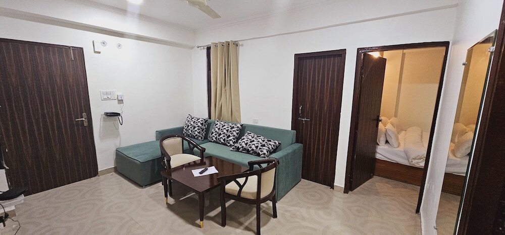 Вриндаван: The Grand ND Resort