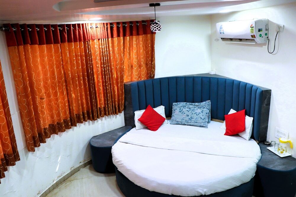 Гандхинагар: Hotel Vrundavan