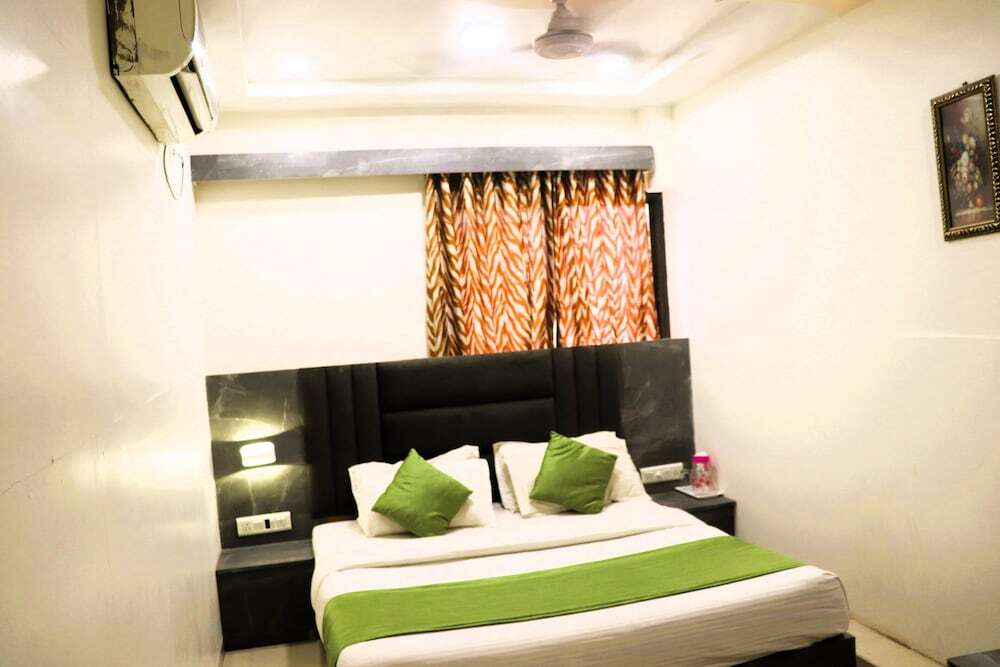 Гандхинагар: Hotel Vrundavan