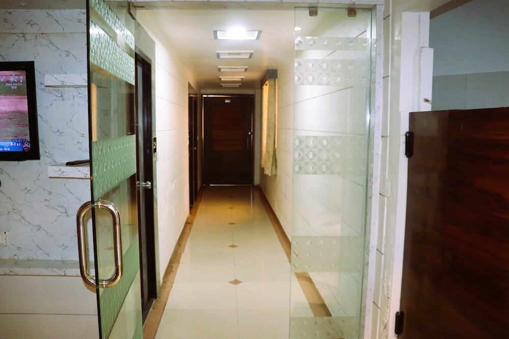 Гандхинагар: Hotel Vrundavan