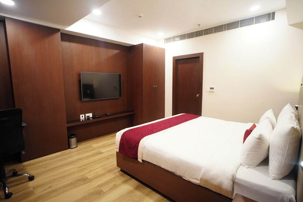 Висакхапатнам: Elegant Hotel