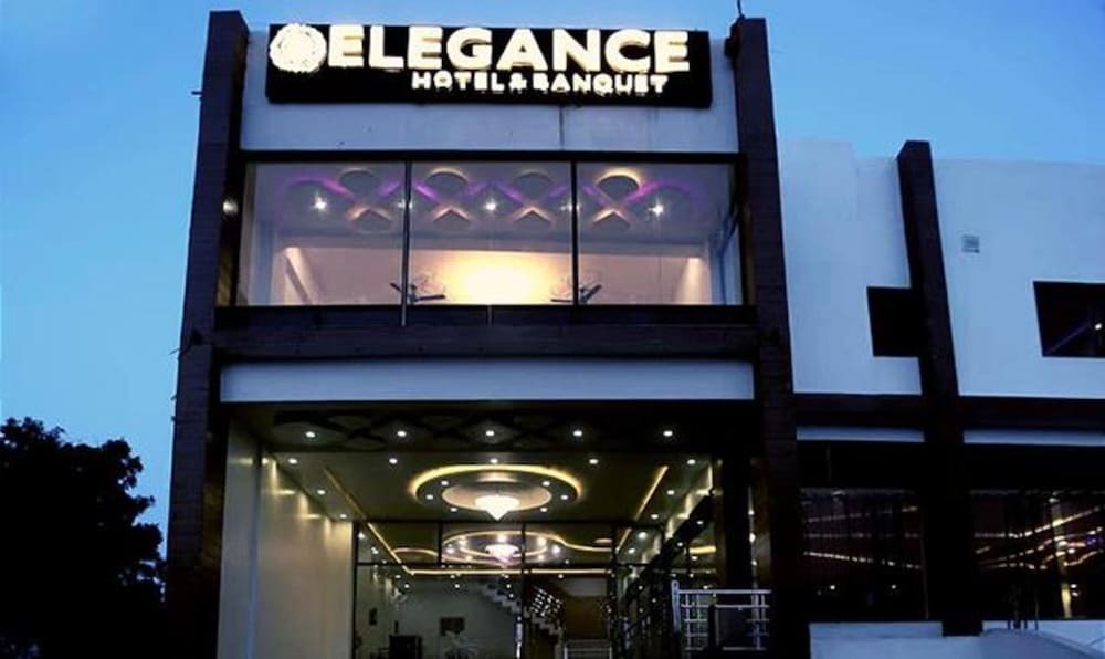 Айодхья: Fabhotel Elegance