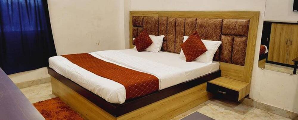 Айодхья: Fabhotel Elegance