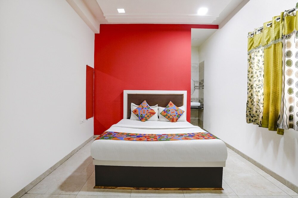 Нашик: Fabexpress Sai Lodging