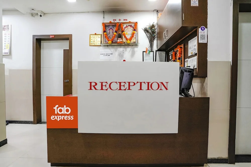 Нашик: Fabexpress Sai Lodging