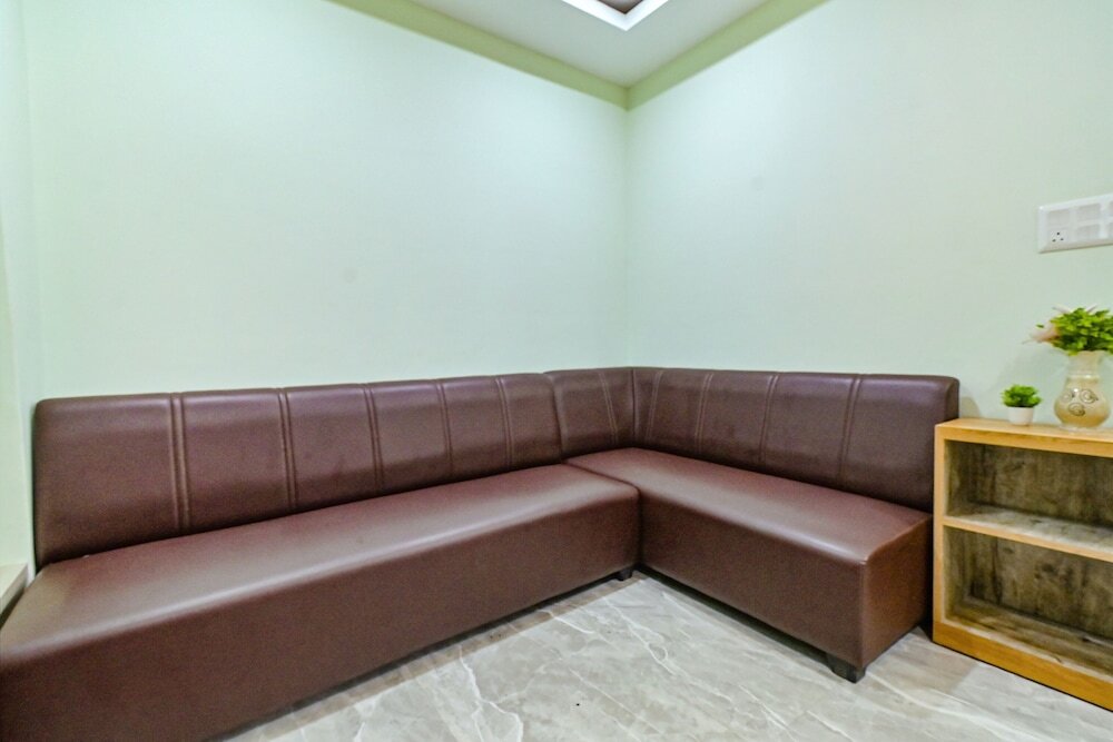 Гувахати: Fabexpress Siddhi Villa