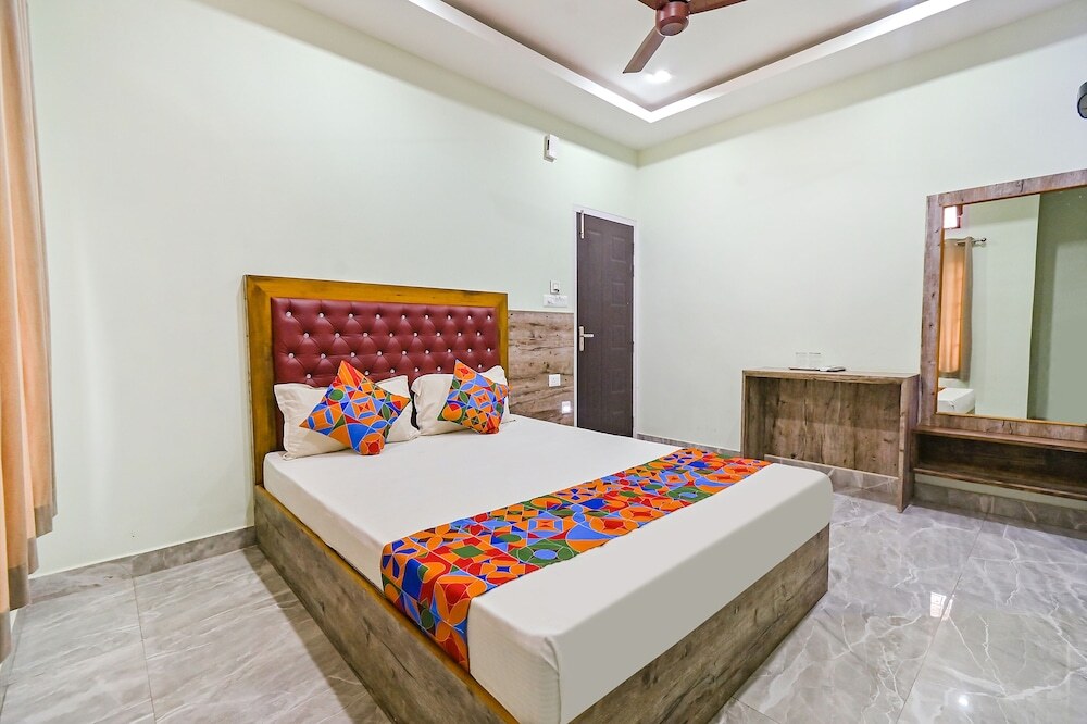 Гувахати: Fabexpress Siddhi Villa