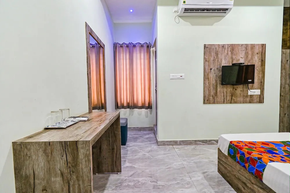 Гувахати: Fabexpress Siddhi Villa