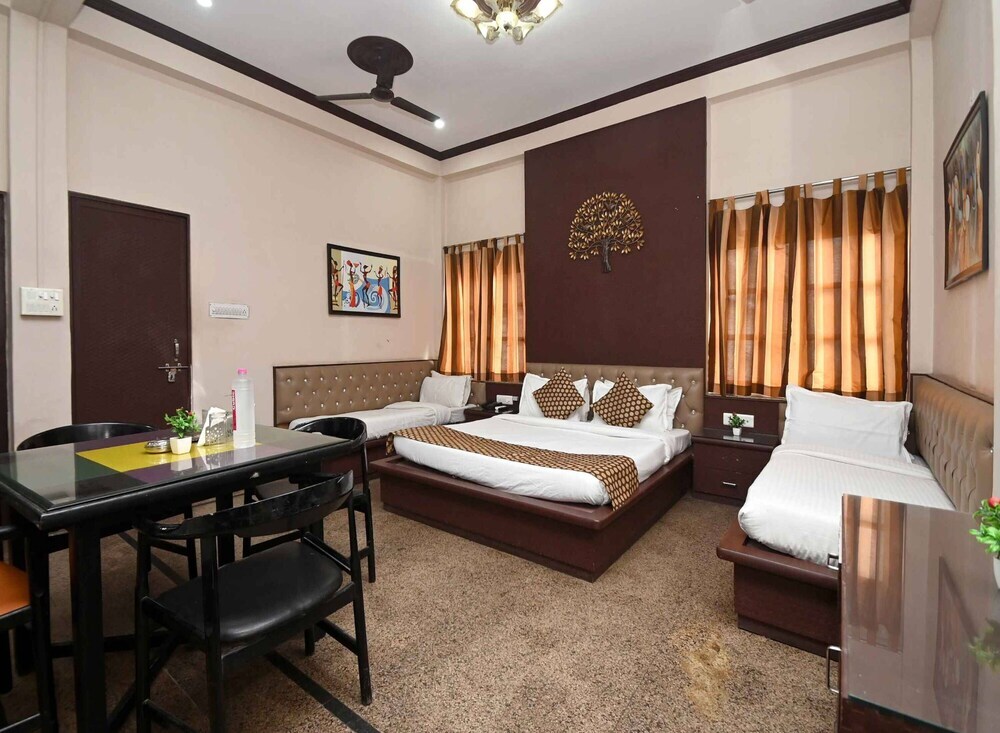 Джайпур: Golden Days Resort and Spa