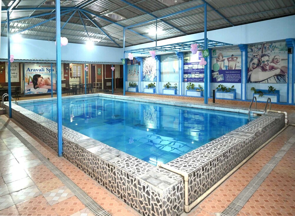 Джайпур: Golden Days Resort and Spa