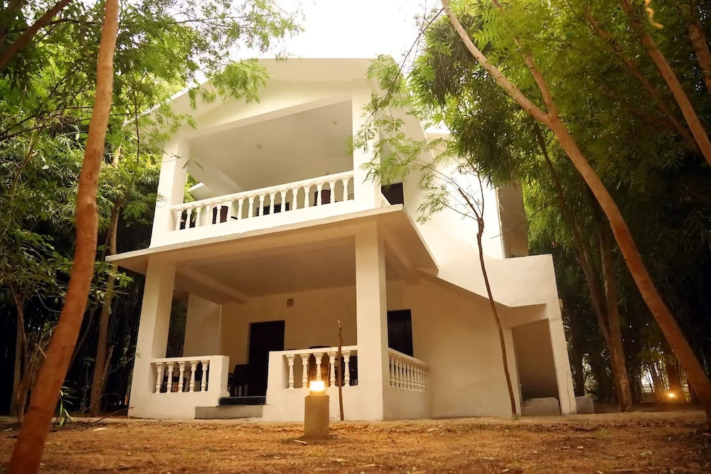Панна: Panna Tiger Resort- River Side Property