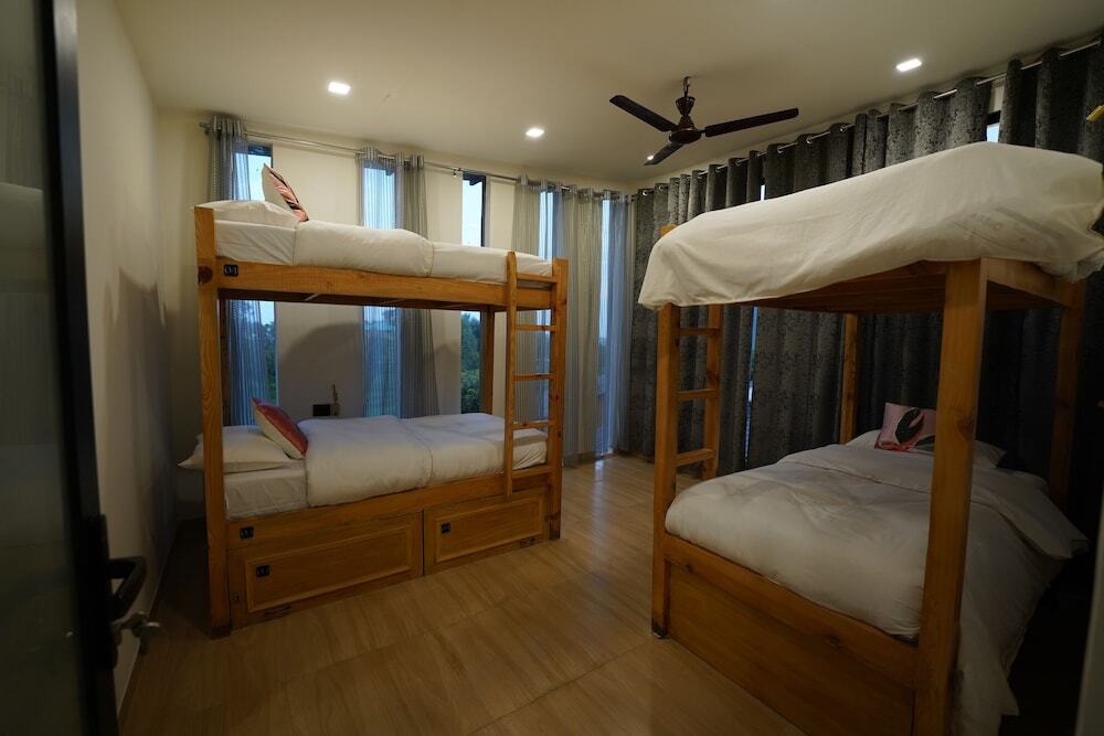 Бир: The Solace Bir