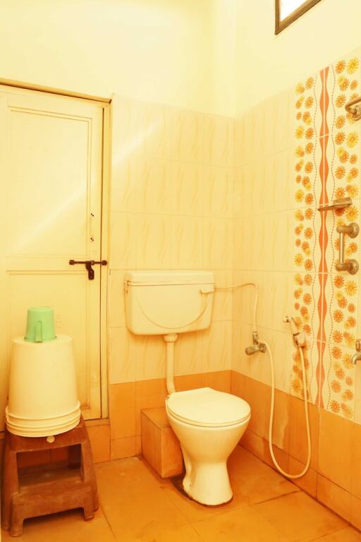 Эроде: KG Grand Inn